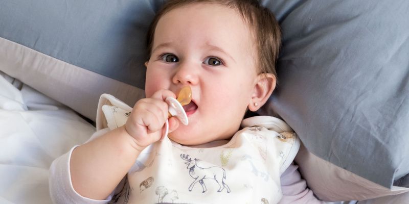 Wat kan ik doen als mijn baby oververmoeid is maar toch niet wil gaan slapen? 