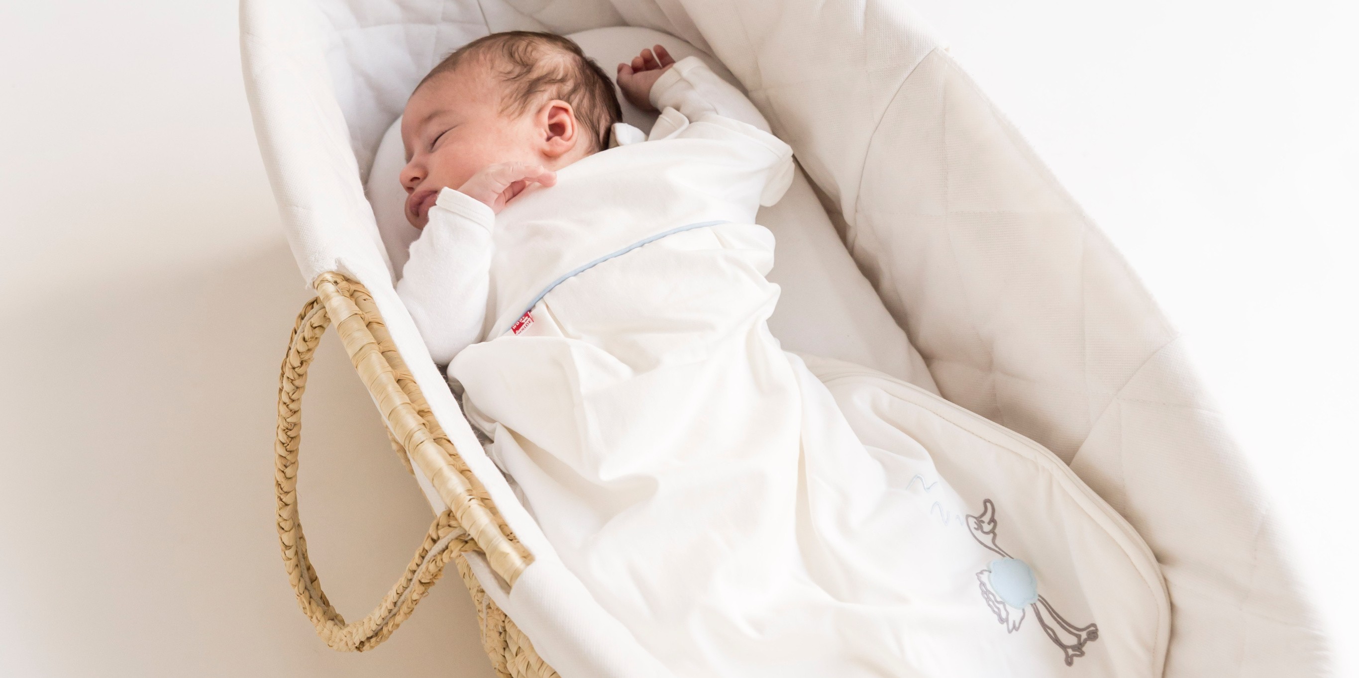 Slaapregressie bij baby's: Wat veroorzaakt het en wanneer gebeurt het?